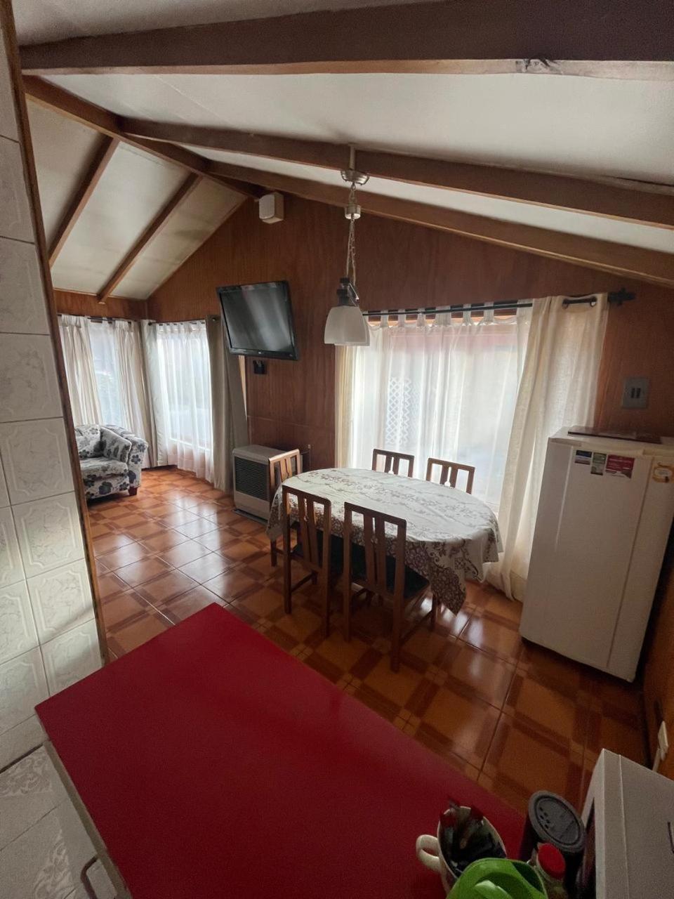 Cabanas Espanol Coyhaique Buitenkant foto