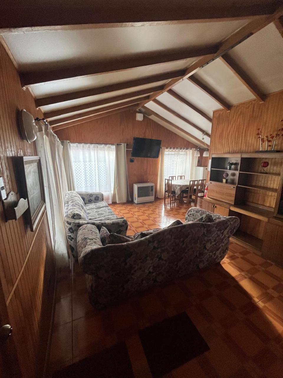 Cabanas Espanol Coyhaique Buitenkant foto