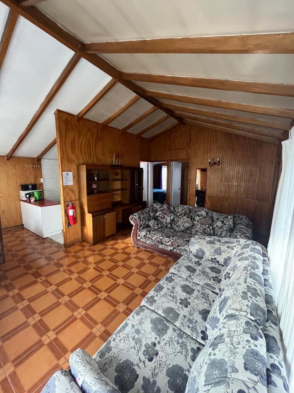 Cabanas Espanol Coyhaique Buitenkant foto