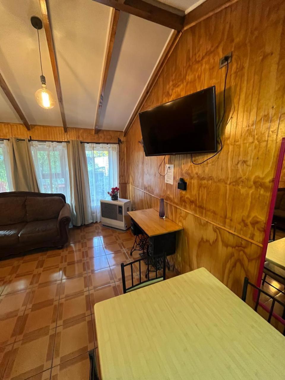 Cabanas Espanol Coyhaique Buitenkant foto