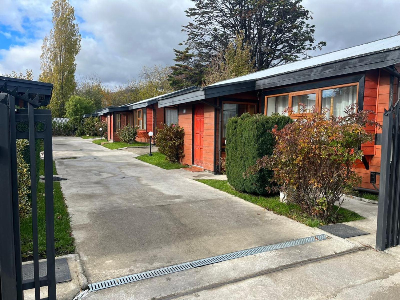 Cabanas Espanol Coyhaique Buitenkant foto